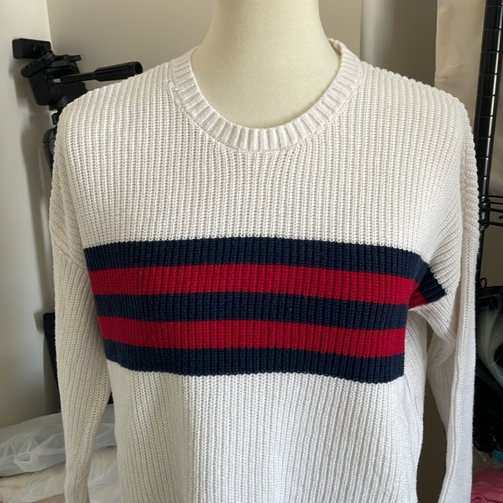 Sweater - Picture 2 of 4